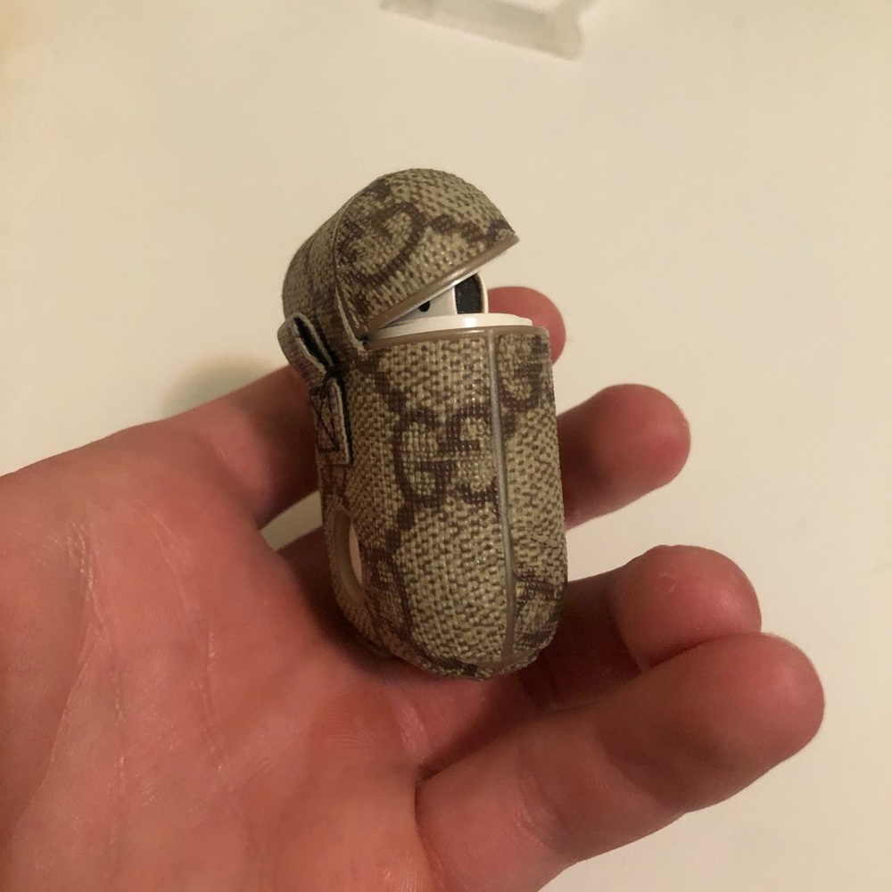 Gucci AirPods case